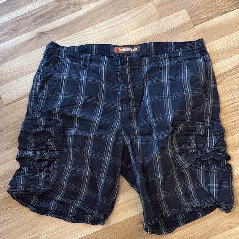 Lee Black Cargo Shorts Lightweight Design
